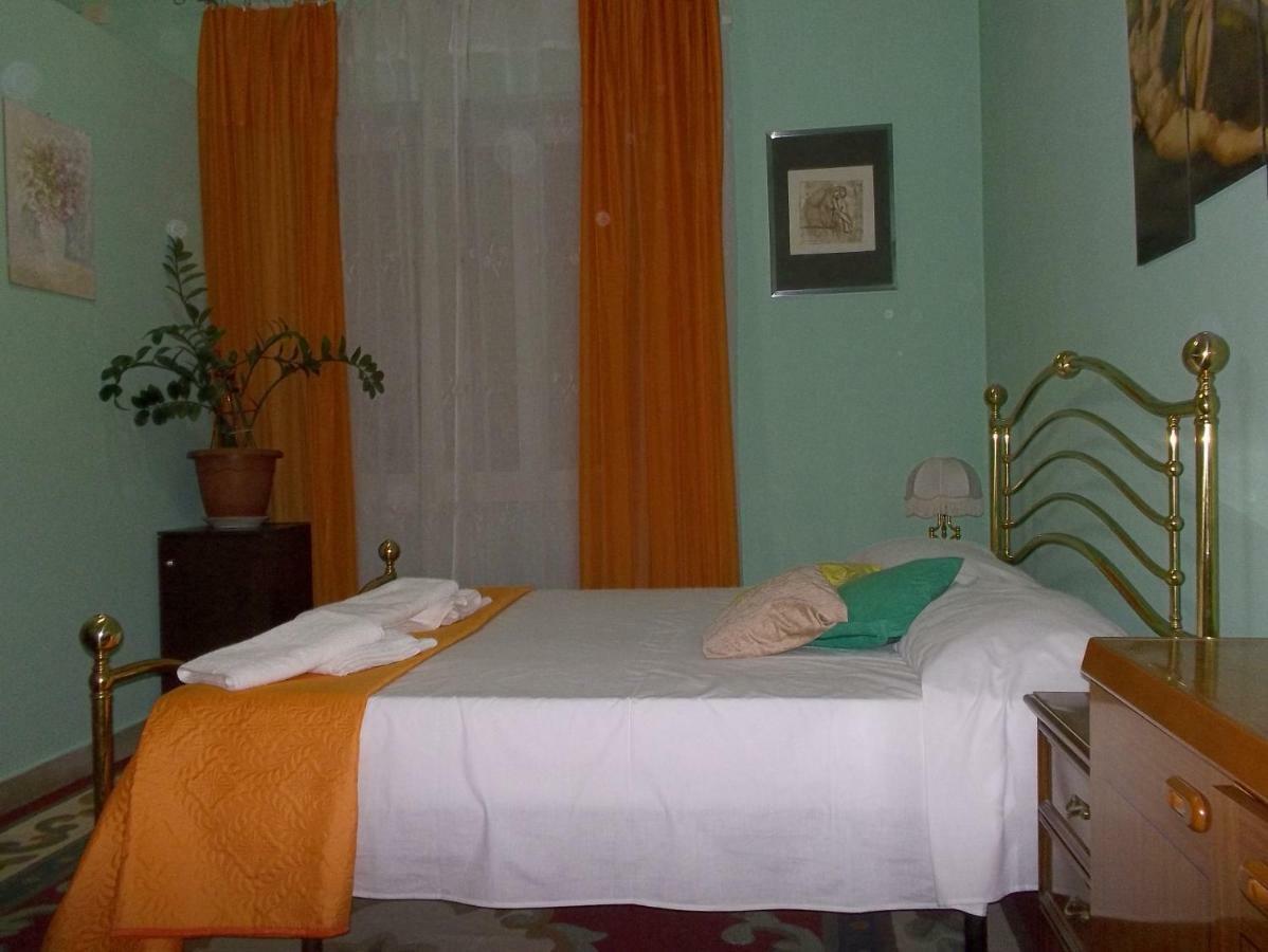 Bed & Breakfast Victoria 3*